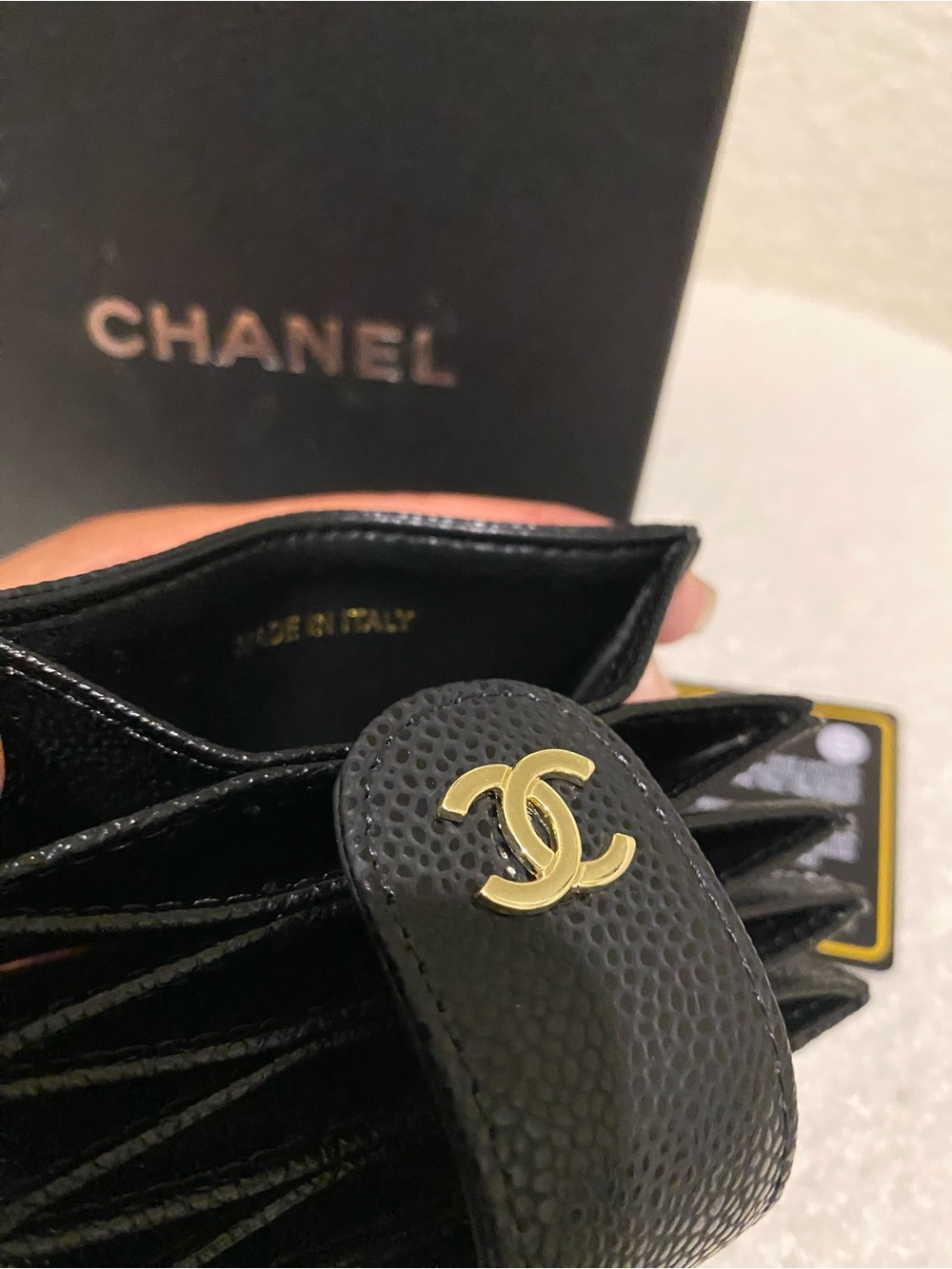 CHANEL Accordion Card Wallet - Picture 5 of 6